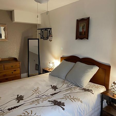 Les Agapanthes Bed & Breakfast Vaux-en-Beaujolais Екстериор снимка